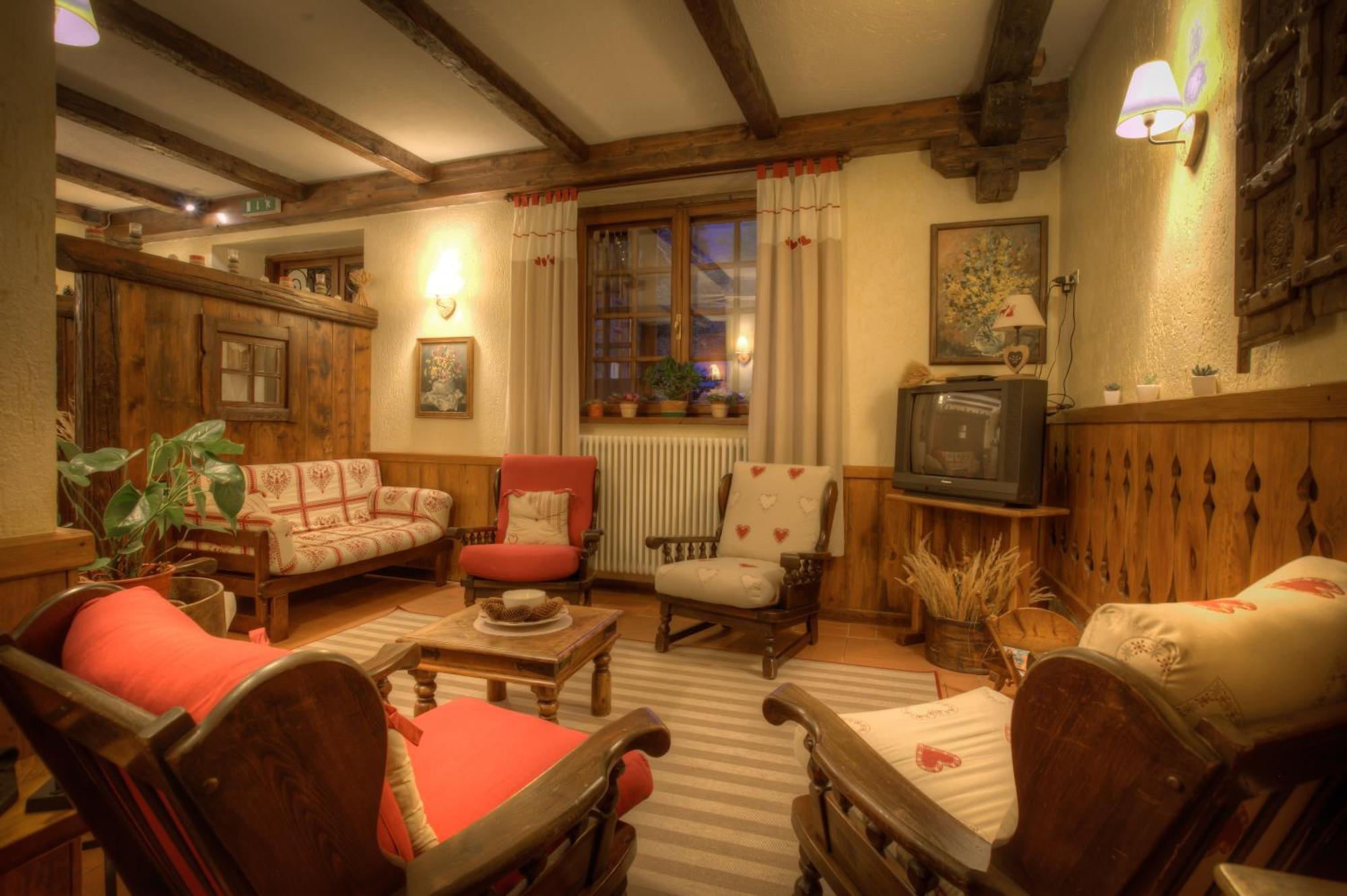Residence Le Talus Courmayeur Exterior foto